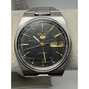 Scratched Seiko 5 Mens Watch 7009-3130 Automatic 36MM 7.5" Working
